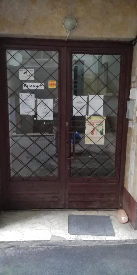 Studio Ultracentral Universitatea Бухарест Экстерьер фото